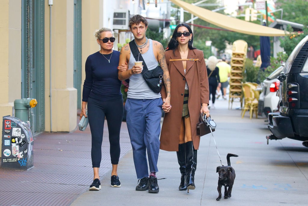 Yolanda Hadid, Anwar Hadid and Dua Lipa are seen on September 21, 2021 in New York City, New York. MEGA/Getty Images)