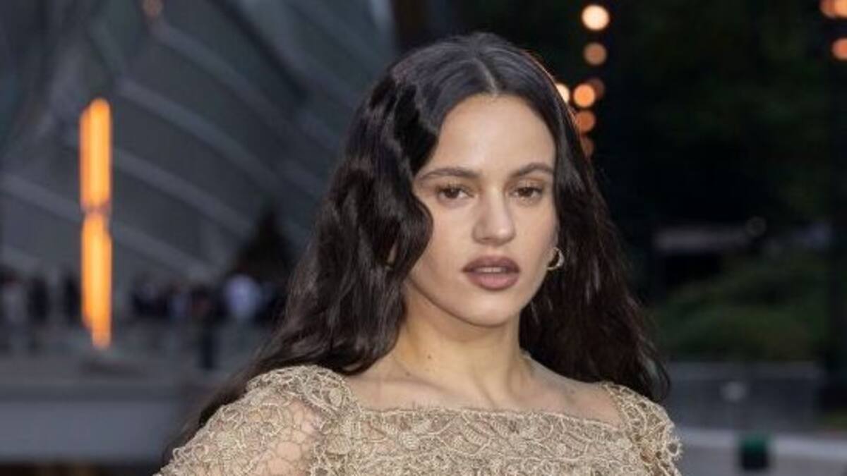 Watch Rosalía’s First Interview on LOS40 After Announcing ‘LUX’