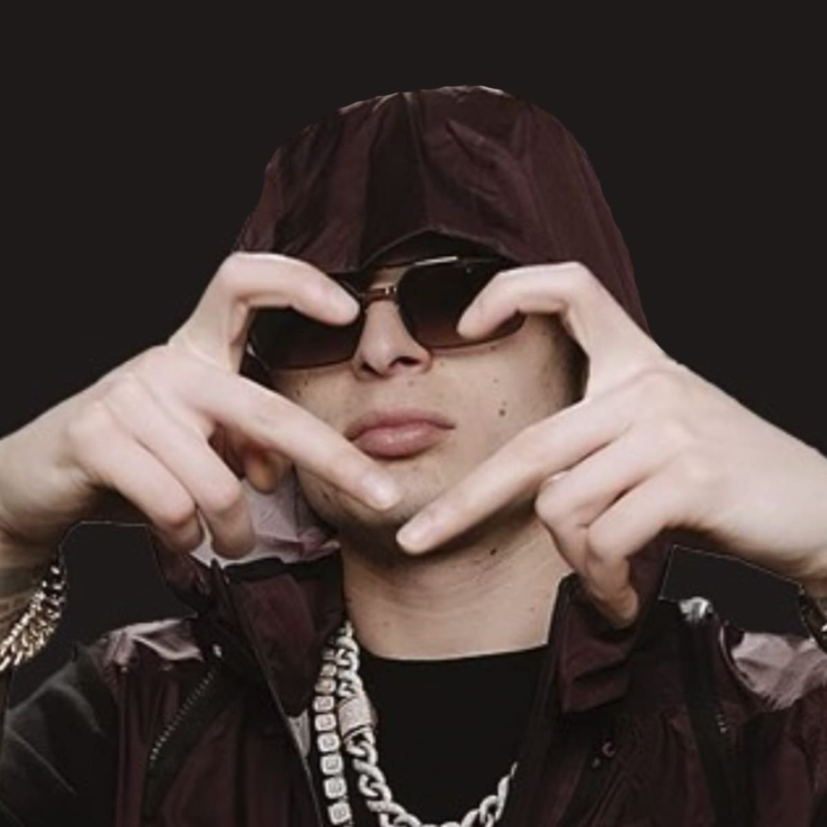 Peso Pluma’s ‘Ella baila sola’ Turned into a Graduation Waltz