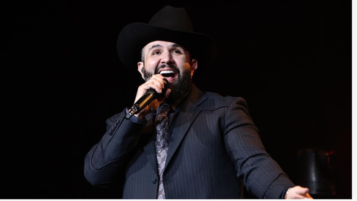 La canción perfecta para sanar heridas del desamor: letra completa de 'Desde que te tengo' de Carín León