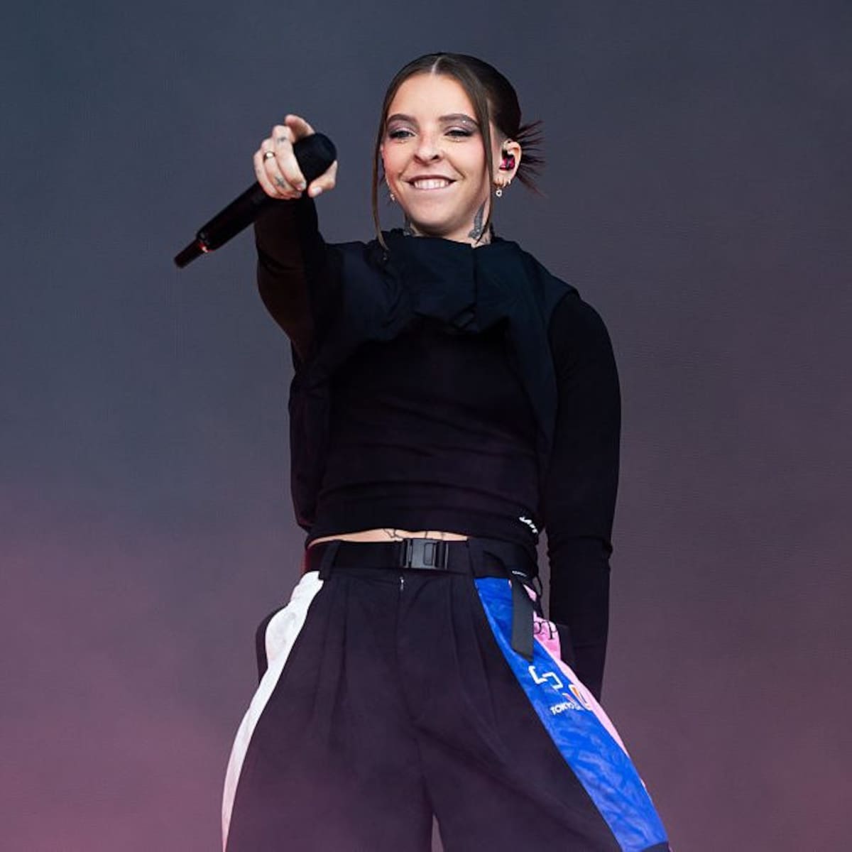 ¿Qué significa ‘Likey Likey’, de Young Miko?: Letra completa en español