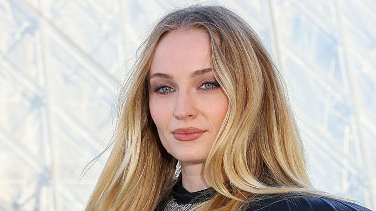 Primera imagen de Sophie Turner como Lara Croft en la nueva serie de ‘Tomb Raider’