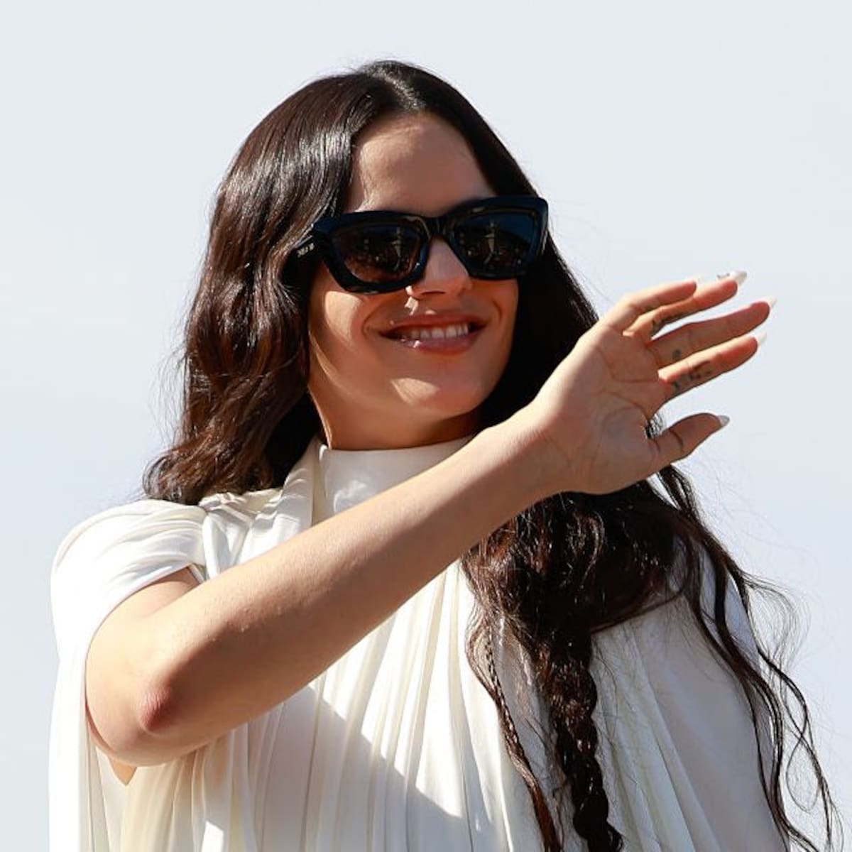 Rosalía’s Empowering Response to Armpit Hair Criticism