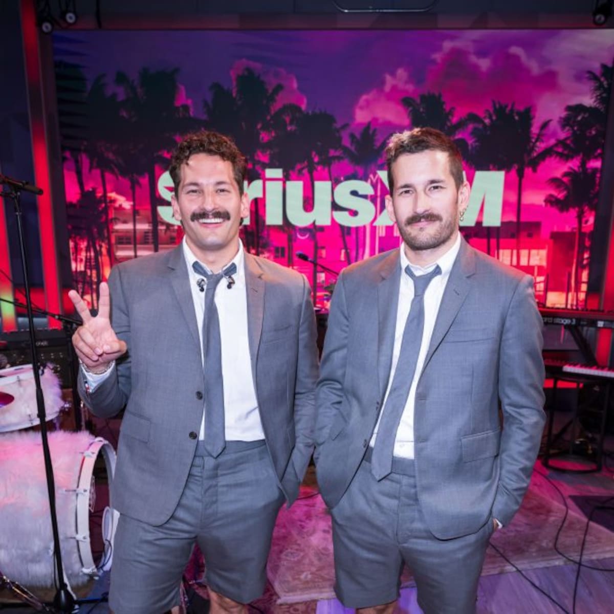 Mau y Ricky Explain the Meaning Behind their New Album, ‘Hotel Caracas’