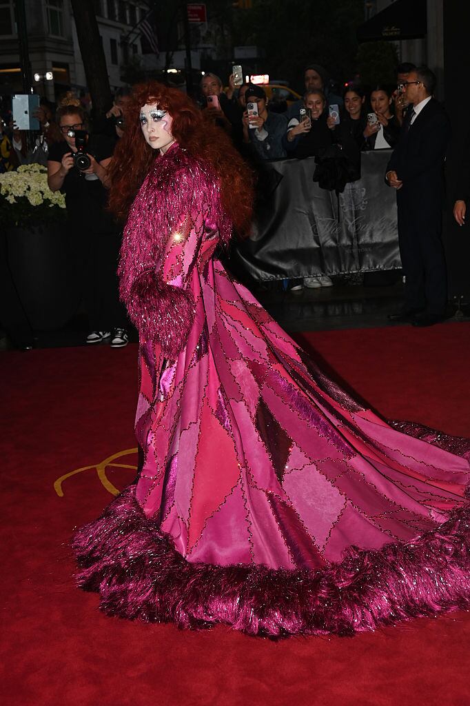 Chappell Roan at The Carlyle Hotel before the 2025 Met Gala: «Superfine: Tailoring Black Style» held at the Metropolitan Museum of Art on May 5, 2025 in New York, New York. (Steve Eichner/Getty Images)