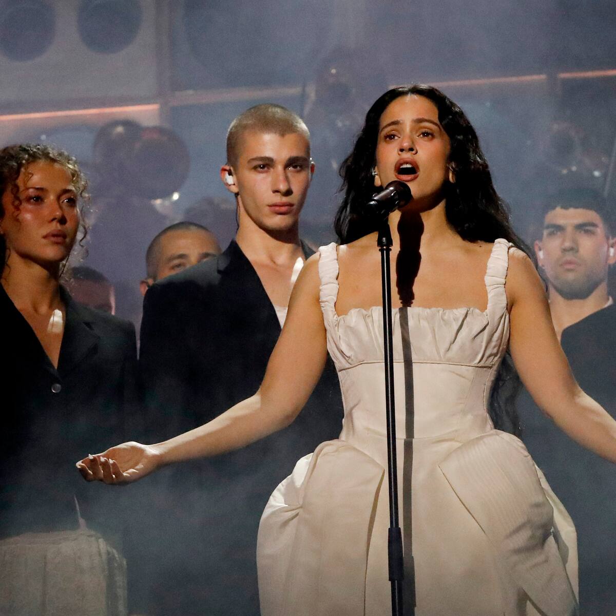 Rosalia's Berghain Meaning and Lyrics in English