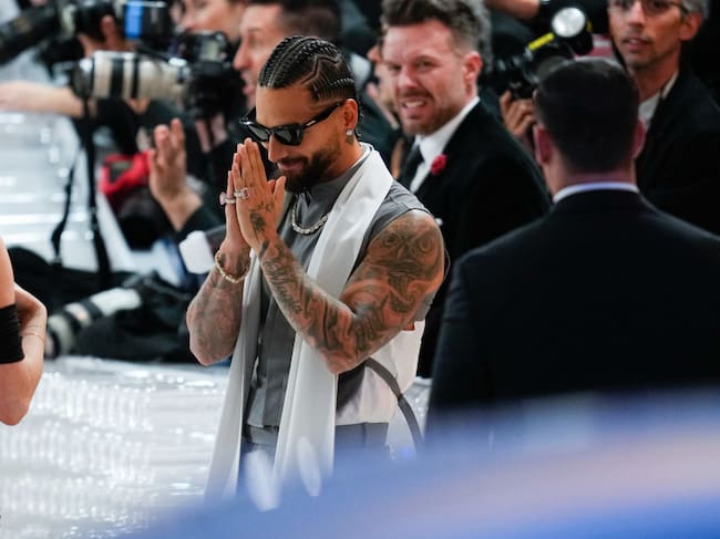 Maluma arrives at The 2023 Met Gala Celebrating «Karl Lagerfeld: A Line Of Beauty» on May 1, 2023 in New York City. Gotham/GC Images