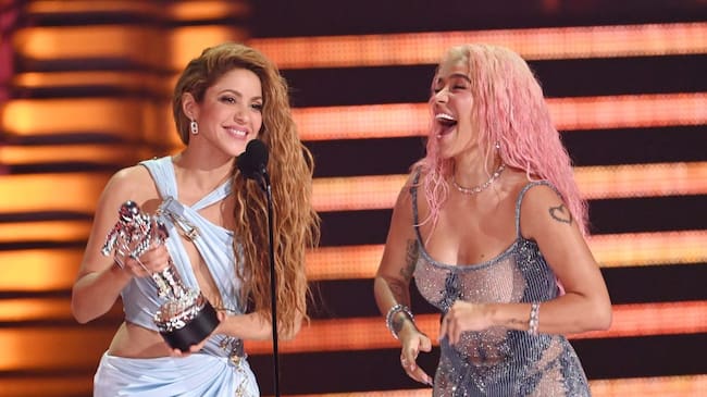 Shakira and Karol G accept the Best Collaboration award for ‘TQG’ onstage at the 2023 MTV Video Music Awards on September 12, 2023 in Newark, New Jersey. (Gilbert Flores/Getty Images)