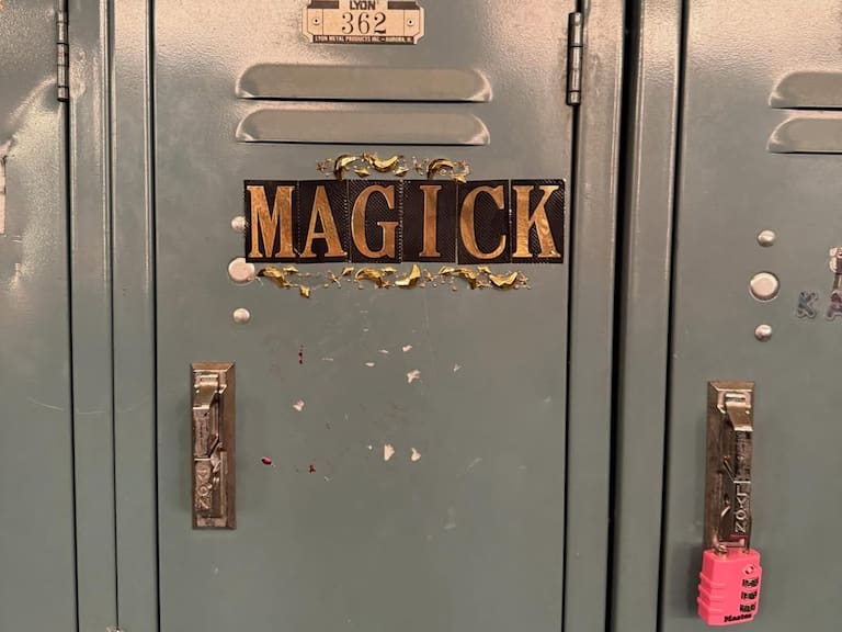 Rosalía comparte imágenes de su proceso de preparación para la serie Euphoria