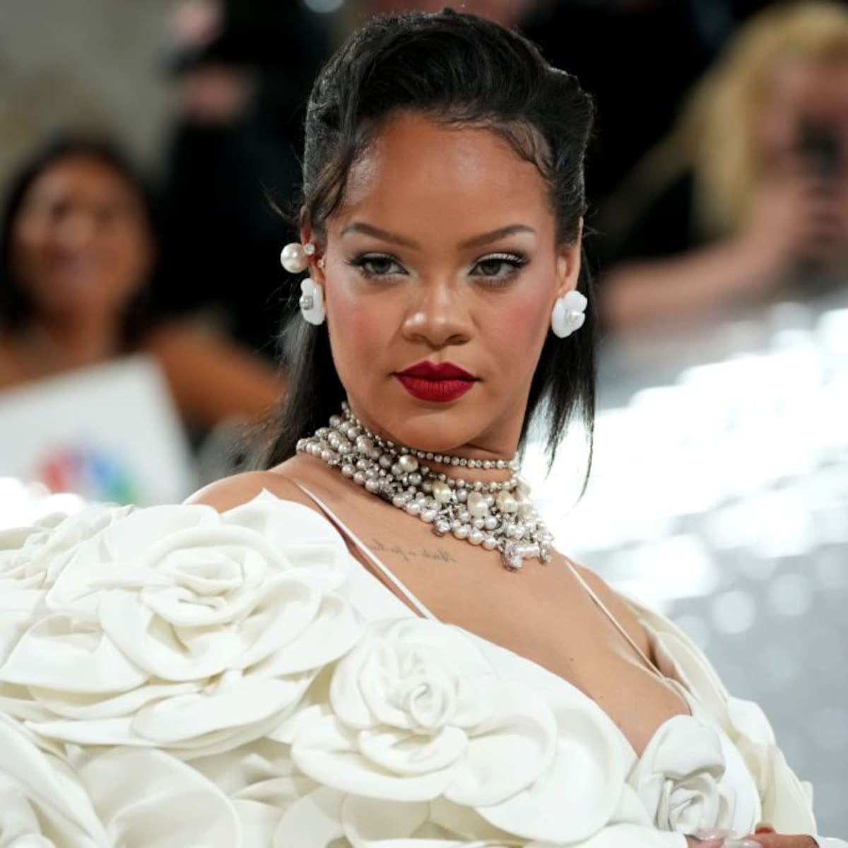 Watch the 2025 Met Gala Red Carpet Online: Streaming Guide