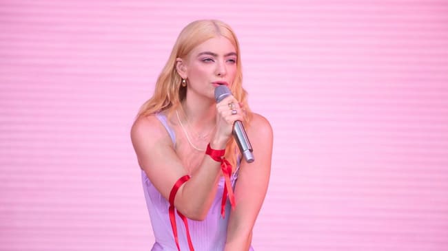 Lorde performs on the Pyramid stage during day five of Glastonbury Festival at Worthy Farm, Pilton on June 26, 2022 in Glastonbury, England. (Joseph Okpako/Getty Images)