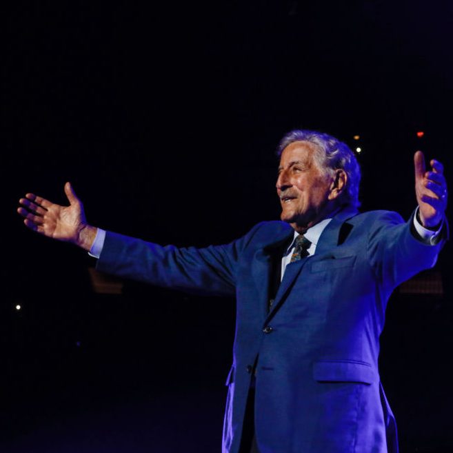 Legendary Crooner Tony Bennett Dies At 96 2427