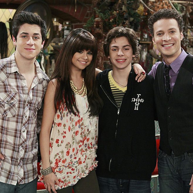 'Wizards of Waverly Place' Sequel Pilot Features Selena Gomez & David ...