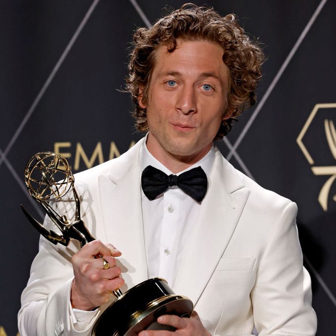 Awards Season Key Dates BAFTAs, Oscars, GRAMMYs & More los40.us