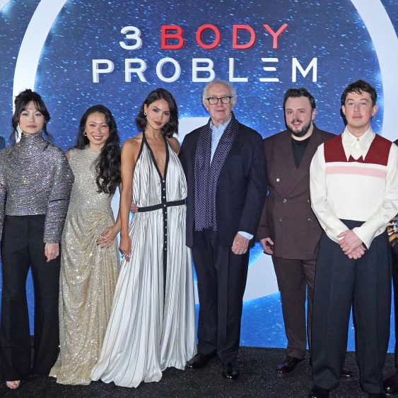 3 Body Problem: What Is the Biggest Threat to Humanity? The Cast