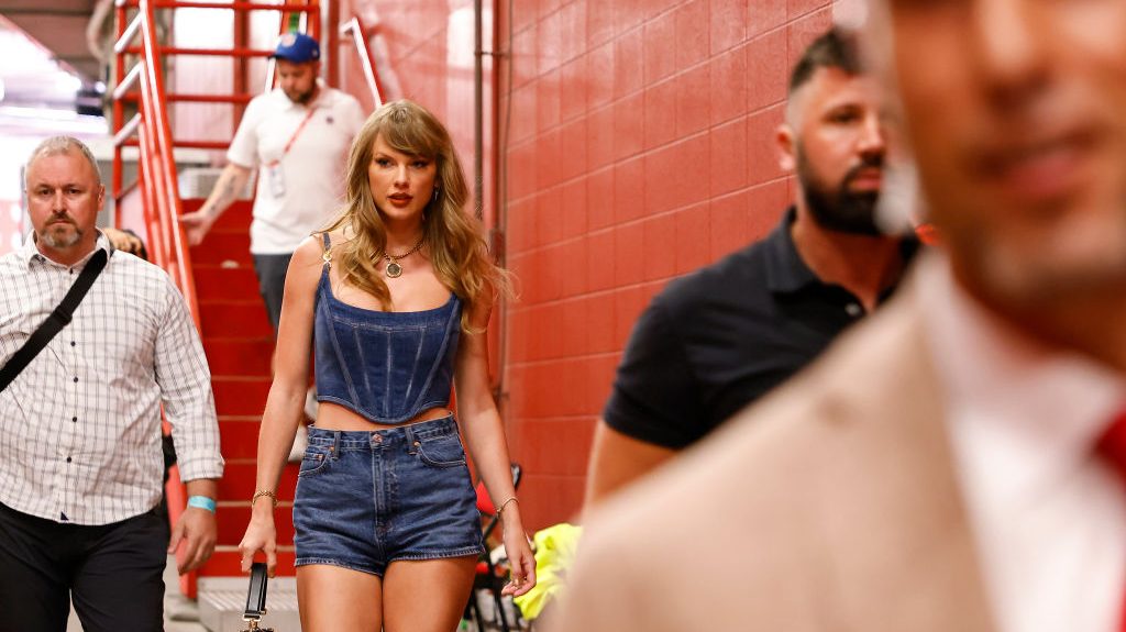 Taylor Swift's 'The Eras Tour' Comes to an End: Last Concerts, Tickets, Dates...