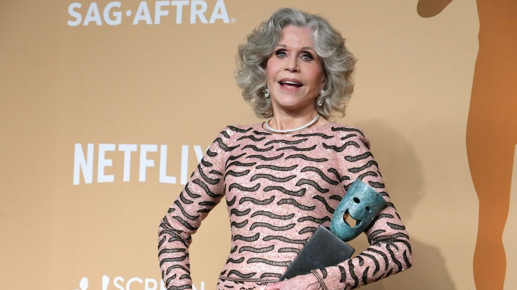 Jane Fonda, recipient of the SAG Life Achievement Award, poses in the press room during the 31st Annual Screen Actors Guild Awards