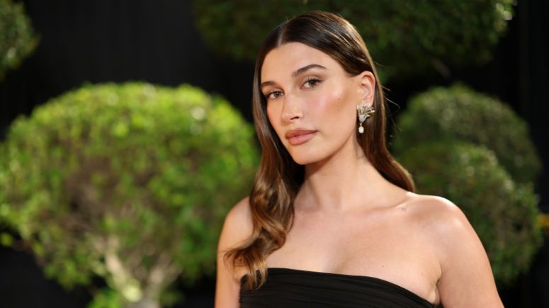 Hailey Bieber attends the 2025 Vanity Fair Oscar Party Hosted By Radhika Jones