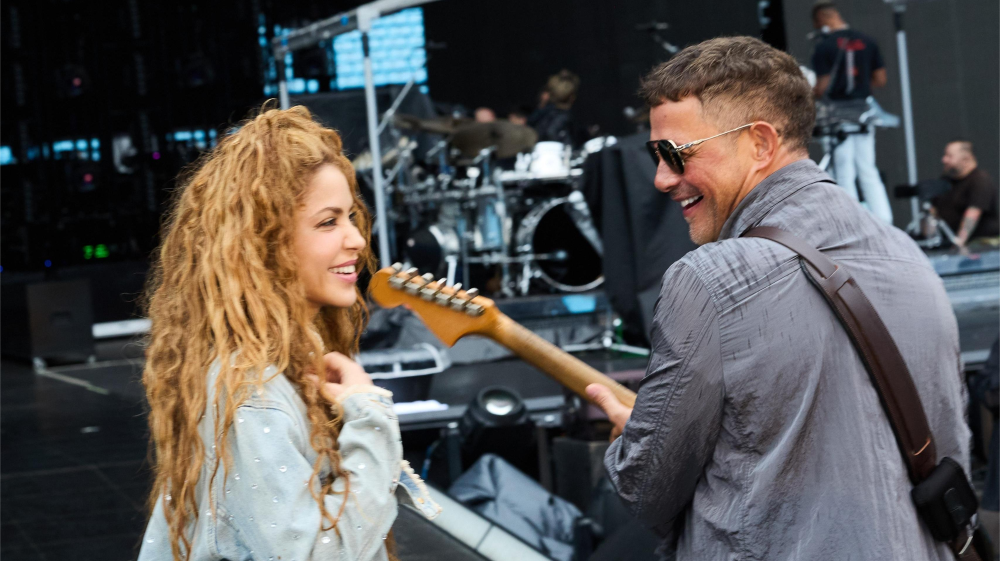 Shakira and Alejandro Sanz during rehearsals for the Las Mujeres Ya No Lloran Tour in Charlotte, North Carolina, United States