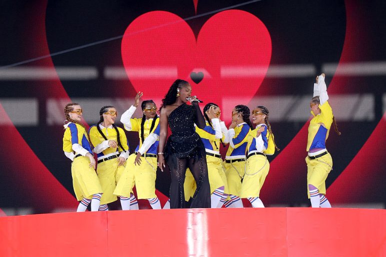 Tems performs onstage during the FIFA Club World Cup™ Final Halftime Show, produced by Global Citizen