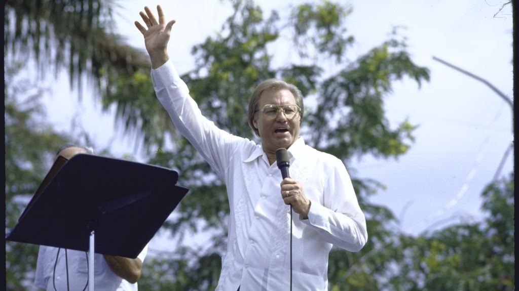 Jimmy Swaggart preaching in Nicaragua
