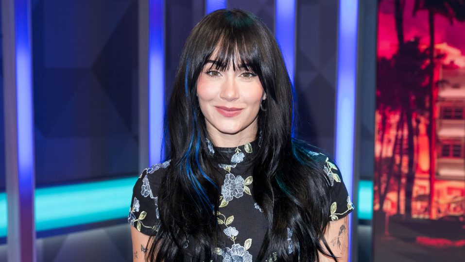 La cantante española Aitana visita los estudios de SiriusXM el 24 de enero de 2025