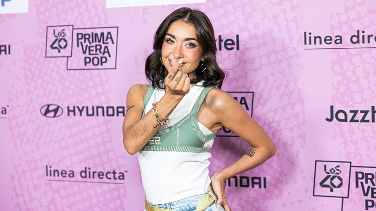María Becerra asiste al photocall del Concierto Los 40 Primavera Pop en el Movistar Arena el 11 de abril de 2025 en Madrid, España