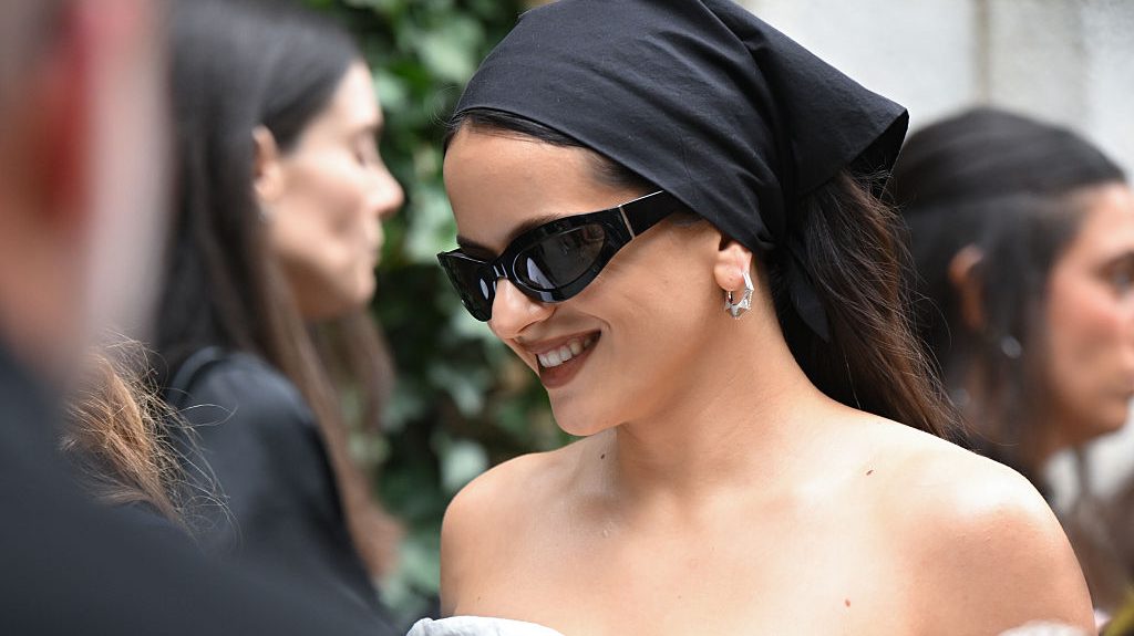 Rosalía asiste al desfile de moda de Calvin Klein durante la Semana de la Moda de Nueva York en The Brant Foundation el 12 de septiembre de 2025 en la ciudad de Nueva York