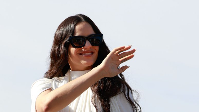 Rosalía durantre la Fashion Week de Octubre 2025. (P