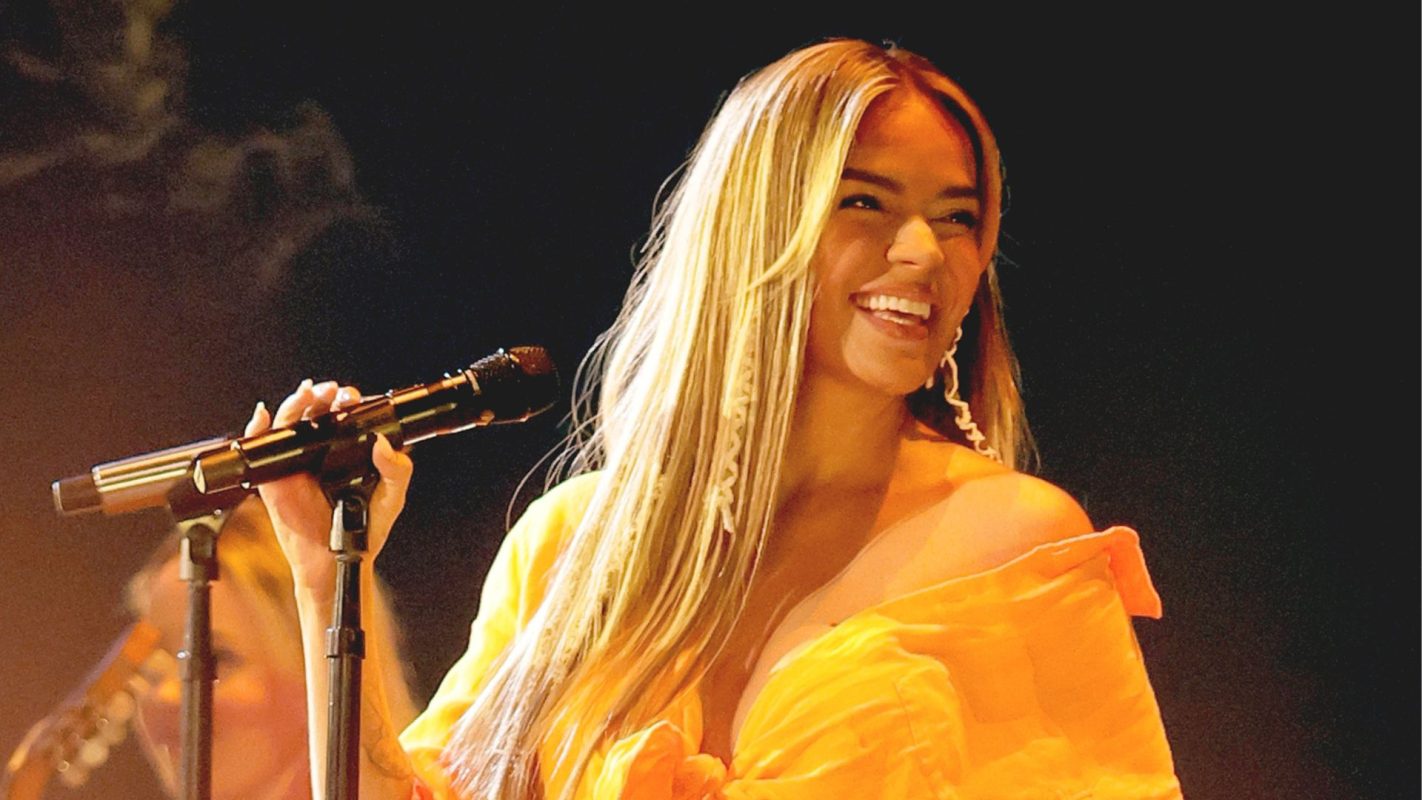 Karol G en la 26.ª Entrega Anual de los Premios Grammy Latinos