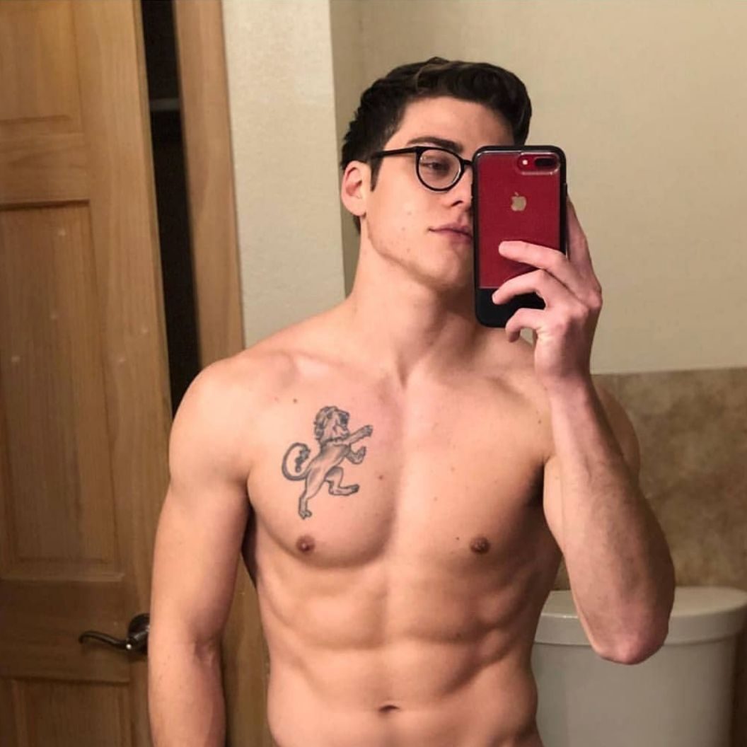 Lane Rogers, known as Blake Mitchell, takes a selfie
