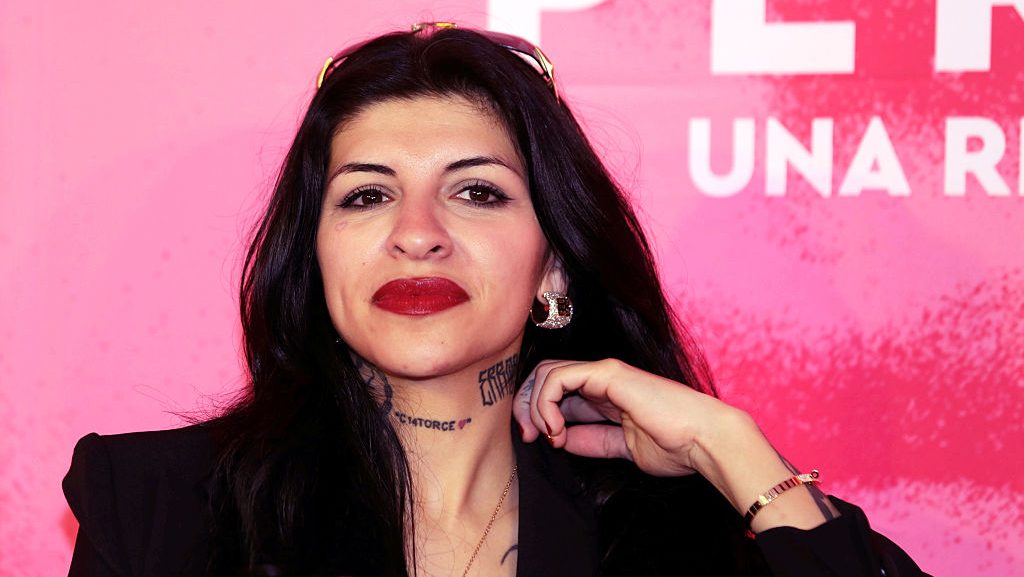 Cazzu presenta su libro Perreo