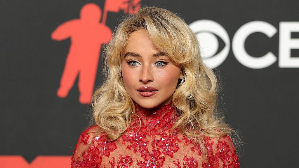Premios MTV a los Videos Musicales 2025 - Llegadas Sabrina Carpenter ICE