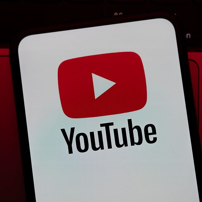 Ilustraciones del apagón de Disney en YouTube TV